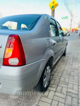 LOGAN 1.6 Expression 8V