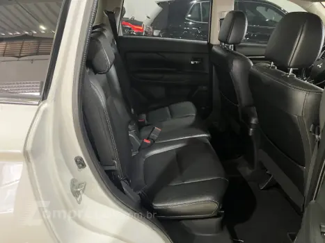 OUTLANDER 2.2 4X4 16V