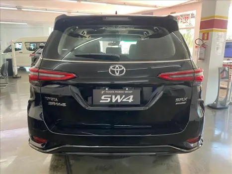 HILUX SW4 2.8 D-4d Turbo SRX Platinum 7L 4X4