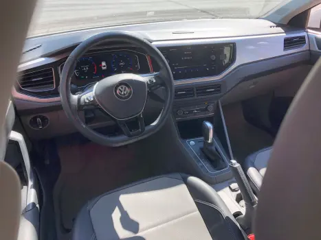 Virtus 1.0 200 Tsi Highline Automático