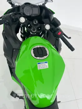 NINJA 400