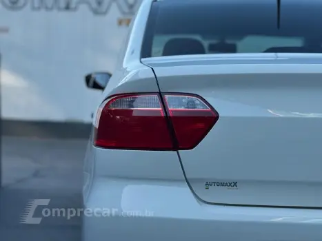 VOYAGE 1.0 12V MPI Totalflex