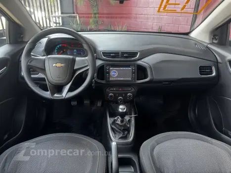 Onix Hatch 1.4 4P FLEX LT