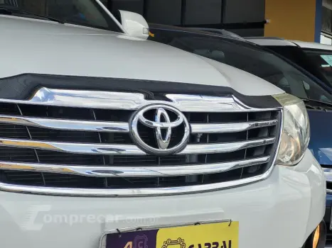 Hilux SW4 SR 4x2 2.7/ 2.7 Flex 16V Aut.