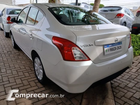 VERSA - 1.6 16V S 4P MANUAL