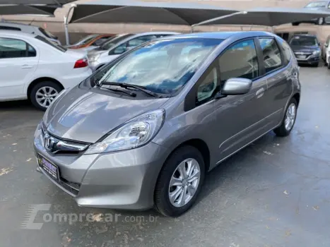 Honda FIT 1.4 LX 16V 4 portas