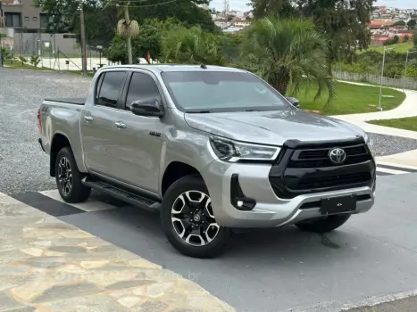 HILUX 2.8 D-4D TURBO DIESEL CD SRX 4X4 AUTOMÁTICO