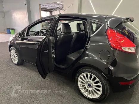 FIESTA 1.6 Titanium Hatch 16V