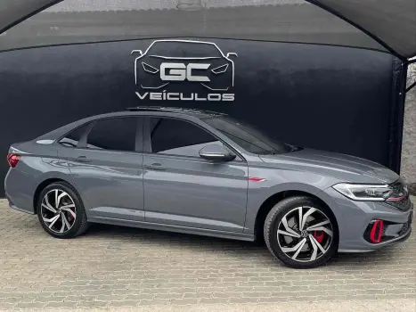 Volkswagen JETTA 2.0 350 TSI GASOLINA GLI DSG 4 portas