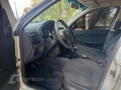 PALIO WEEKEND - 1.6 TREKKING WEEKEND 16V 4P MANUAL