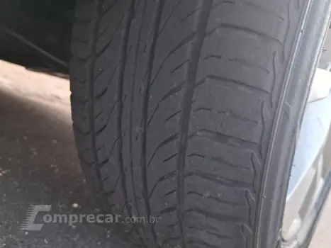 Sandero 1.6 STEPWAY 16V FLEX 4P AUTOMÁTICO