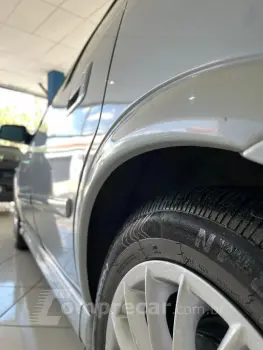 ASTRA 2.0 MPFI Advantage Sedan 8V