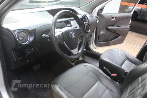 Etios Sedan 1.5 16V 4P FLEX PLATINUM AUTOMÁTICO