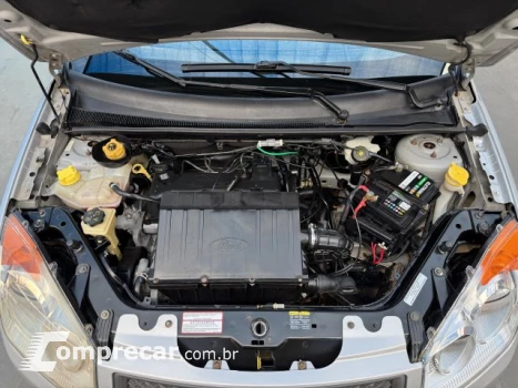 FIESTA SEDAN - 1.6 MPI SEDAN 8V 4P MANUAL