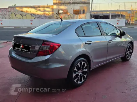 Civic Sedan LXR 2.0 Flexone 16V Aut. 4p