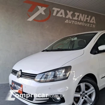 Volkswagen FOX 1.6 MI Highline 8V 4 portas