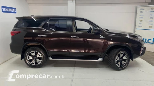 HILUX SW4 2.8 SRX DIAMOND 4X4 7 LUGARES 16V TURBO