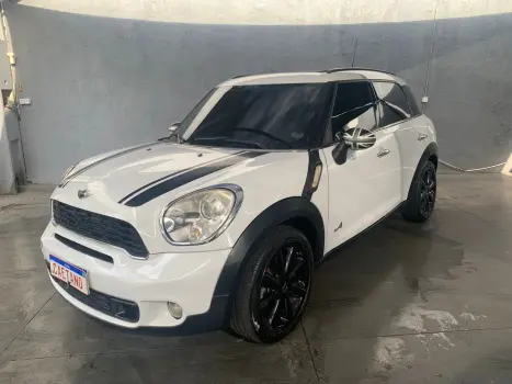 MINI COUNTRYMAN 1.6 S ALL4 4X4 16V 184CV TURBO GASOLINA 4P AUTOMÁ 4 portas