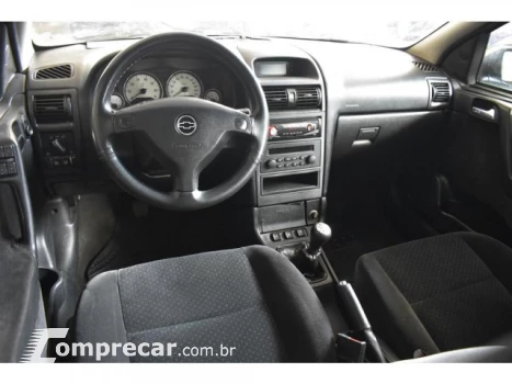 ASTRA HATCH - 2.0 MPFI ADVANTAGE 8V 4P MANUAL