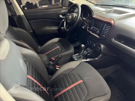 TORO 2.0 16V Turbo Freedom 4WD AT9