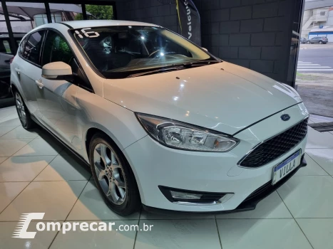 FORD FOCUS 2.0 SE Hatch 16V Auto 4 portas