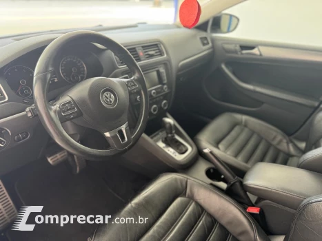 JETTA 2.0 TSI Highline 211cv