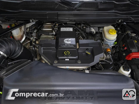 2500 6.7 I6 Turbo Laramie Night Edition CD 4X4