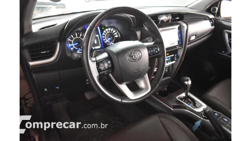 HILUX SW4 - 2.7 SRV 7 LUGARES 4X2 16V 4P AUTOMÁTICO