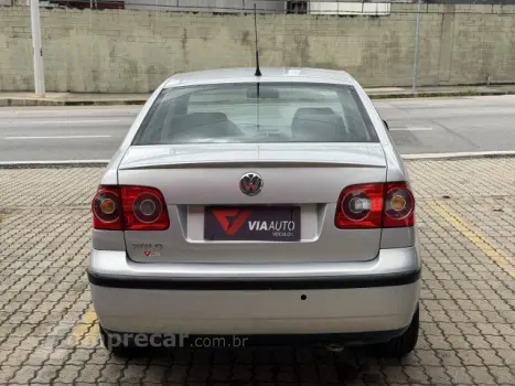 POLO SEDAN - 1.6 MI 8V 4P MANUAL