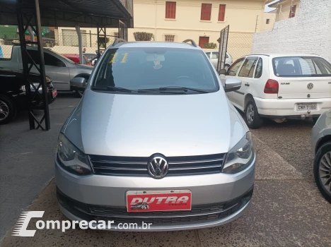 Volkswagen SPACEFOX 1.6 MI Trend 8V 4 portas