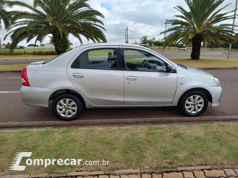 ETIOS 1.5 X Sedan 16V