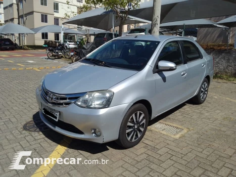 Toyota ETIOS 1.5 Platinum Sedan 16V 4 portas