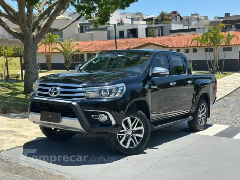 Toyota HILUX 2.8 SRX 4X4 CD 16V DIESEL 4P AUTOMÁTICO 4 portas
