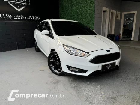 FORD Focus 2.0 16V/SE/SE Plus Flex 5p Aut. 4 portas