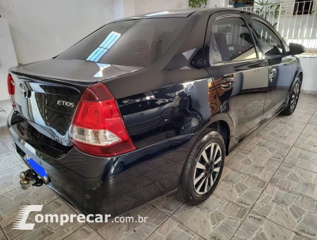 Etios sedan Platinum 1.5 automático