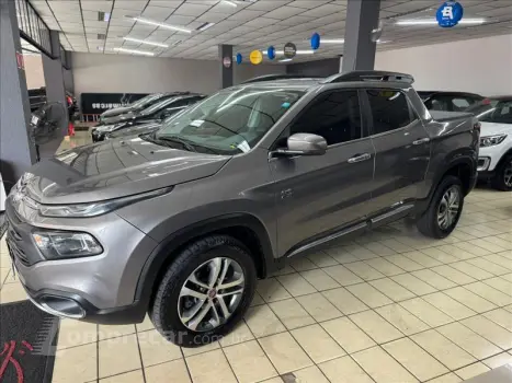 TORO 2.0 16V Turbo Freedom 4WD AT9