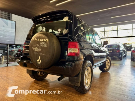 Pajero TR4 2.0/ 2.0 Flex 16V 4x4 Mec.