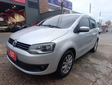 Volkswagen FOX 1.6 MI Comfortline 8V 4 portas