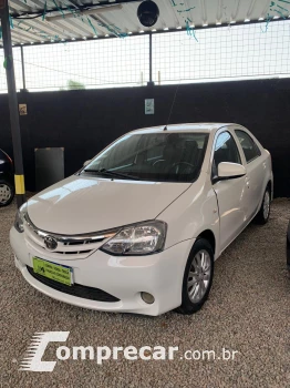 Toyota ETIOS 1.5 XS Sedan 16V 4 portas