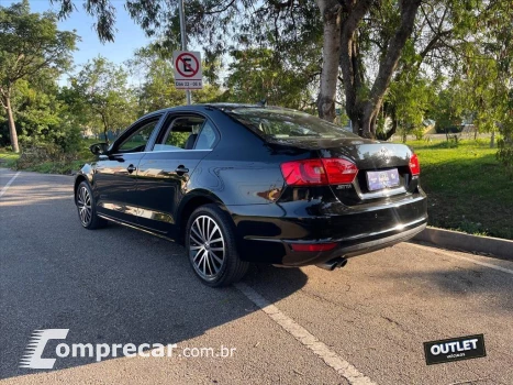 JETTA 2.0 TSI HIGHLINE 200CV GASOLINA 4P TIPTRONIC