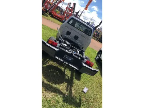 HILUX 2.8 D-4D TURBO DIESEL CHASSI 4X4 MANUAL