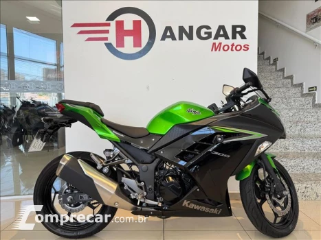 KAWASAKI NINJA 300