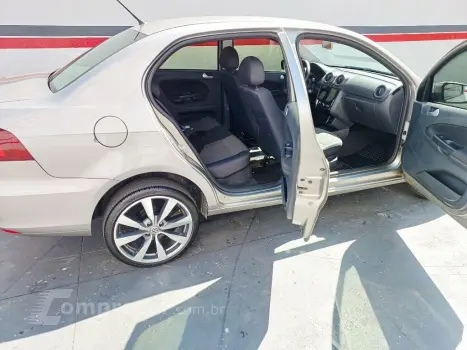 VOYAGE 1.0/1.0 City Mi Total Flex 8V 4p