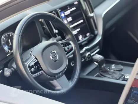 XC 60 T-5 MOMENTUM 2.0 254cv AWD 5p