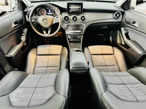 GLA 200 1.6 CGI STYLE 16V TURBO 4P