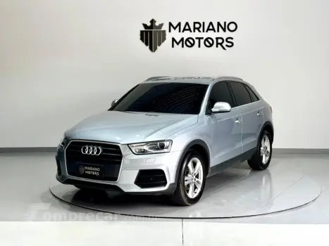 Audi Q3 1.4 TFSI AMBIENTE FLEX 4P S TRONIC 4 portas