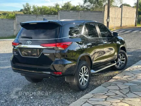 HILUX SW4 2.8 SRX 4X4 16V TURBO INTERCOOLER DIESEL 4P AUTOMÁ