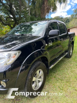 Toyota HILUX 2.7 SR 4X2 CD 16V 4 portas