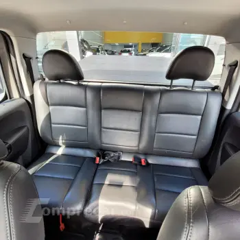 AMAROK Trendline CD 2.0 TDI 4X4 Dies Aut