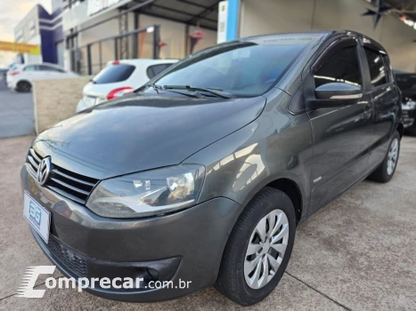 Volkswagen Fox 1.0 Mi Total Flex 8V 5p 4 portas